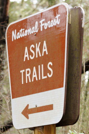 Aska Trail Sign